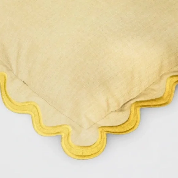 20"x20 Scalloped Square outdoor pillow -
Threshold - Picture 2 of 3